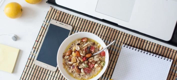 Τι συμβαίνει στο σώμα μας όταν παραλείψουμε ένα γεύμα -5 επιπτώσεις